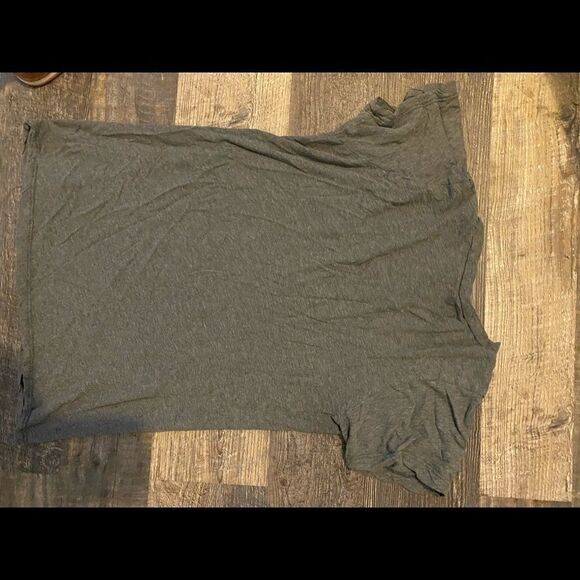 [LNA] deep V neck t shirt GUC#2 - Picture 5 of 5